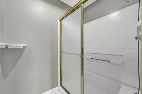 Bath - 6319 Bluestone Dr, Houston, TX 77016 photo 4 of 4