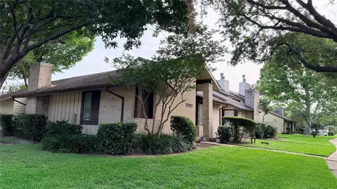 7202 S Dairy Ashford Rd, Houston, TX 77072