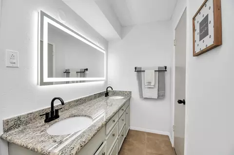 Bath - 7502 Ralick Ct, Spring, TX 77379 photo 2 of 3