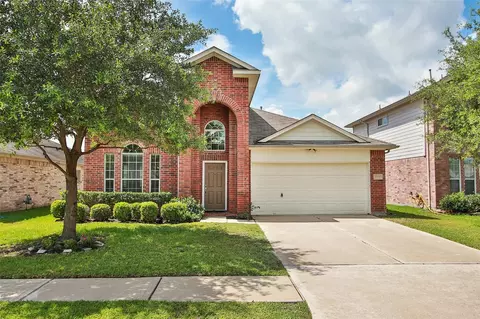 10243 Mills Run Dr, Houston, TX 77070