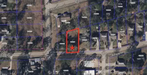 1290 Ashway St, Conroe, TX 77385