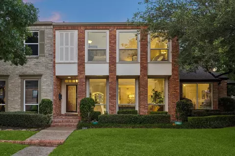 5904 Valley Forge Dr #157, Houston, TX 77057