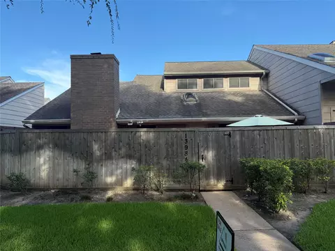 13984 Hollowgreen Dr #23, Houston, TX 77082