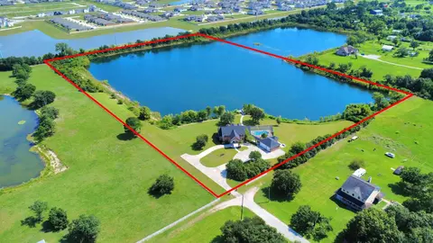 3237 Avenue G 12, Santa Fe, TX 77510