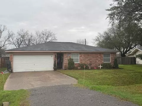 245 N Clover St, Bridge City, TX 77611