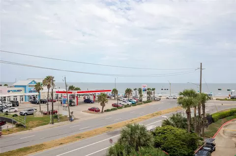6102 Seawall Blvd #323, Galveston, TX 77551