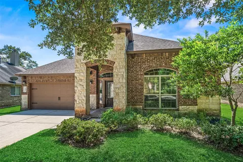 2406 Winter Trail Dr, Conroe, TX 77304