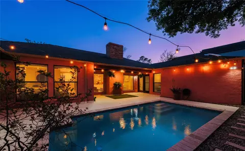 619 Rancho Bauer Dr, Houston, TX 77079