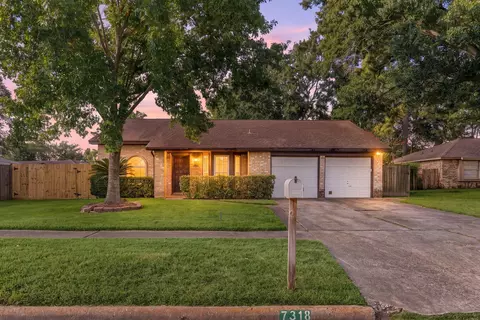 7318 Foxhurst Ln, Humble, TX 77338