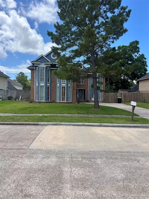 14715 Mesa Vista Dr, Houston, TX 77083