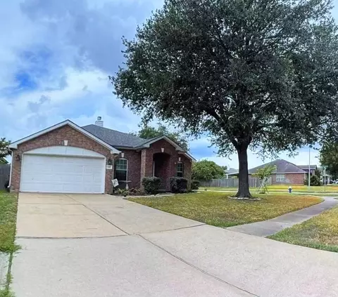 1902 Winding Hollow Dr, Katy, TX 77450