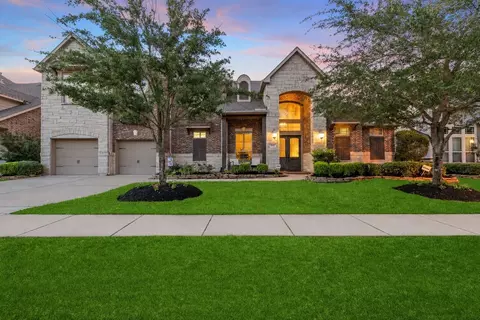 19514 Meadow Lakes Dr, Cypress, TX 77433