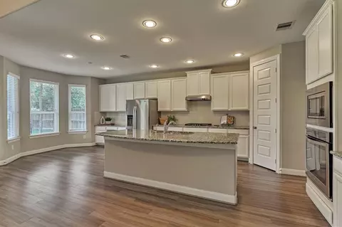 Kitchen - 4043 Steep Woods Dr, Spring, TX 77386 photo 1 of 4