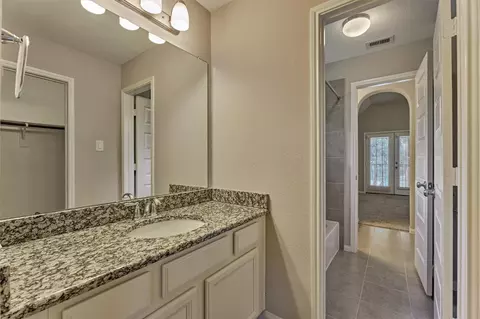 Entry Way - 4043 Steep Woods Dr, Spring, TX 77386 photo 4 of 4