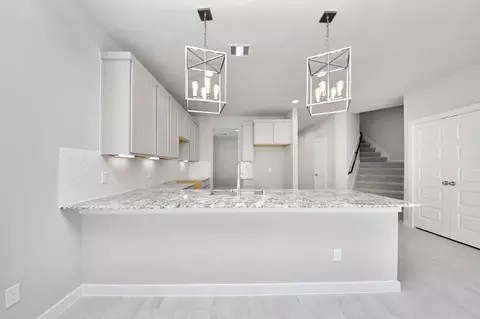 Kitchen - 24602 Broad Park Ct, Spring, TX 77373 photo 3 of 4