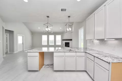 Kitchen - 24602 Broad Park Ct, Spring, TX 77373 photo 4 of 4