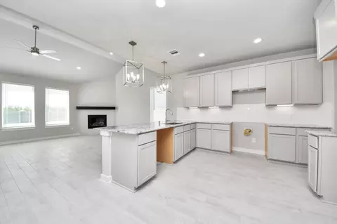 Kitchen - 24602 Broad Park Ct, Spring, TX 77373 photo 2 of 4