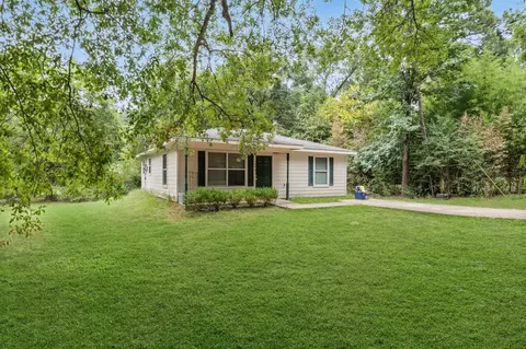 1040 Monroe St, Crockett, TX 75835