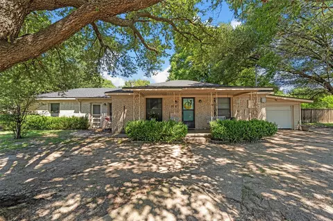 200 Brenda St, Waco, TX 76705
