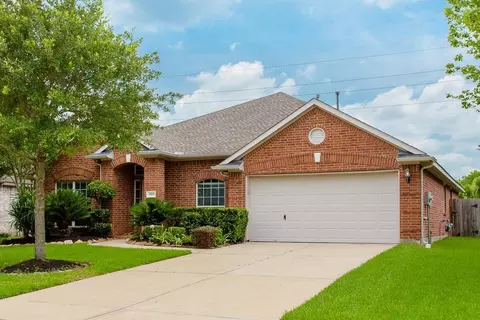 9019 Morningstar Drive Dr, Sugar Land, TX 77479