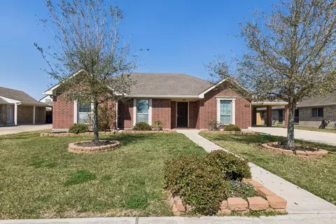 6739 Conroe Cir, Manvel, TX 77578