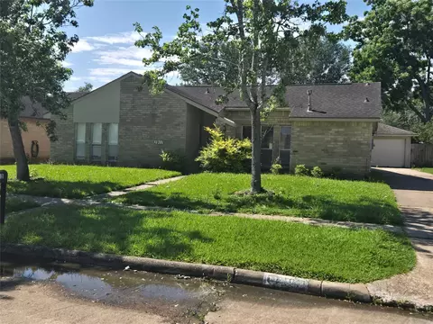 1911 Hilton Head Dr, Missouri City, TX 77459
