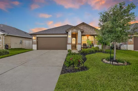 12813 S Winding Pines Dr, Tomball, TX 77375