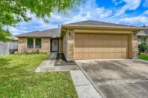 387 De Coster Blvd, Alvin, TX 77511
