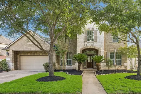 5323 Heath River Ln, Sugar Land, TX 77479