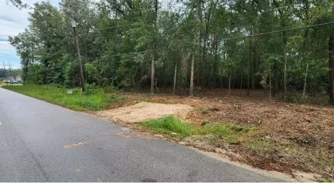 7575 Broussard Rd, Beaumont, TX 77713 photo 3