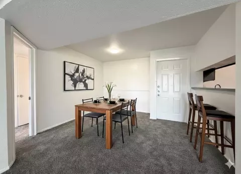 2822 S Bartell Dr #38, Houston, TX 77054
