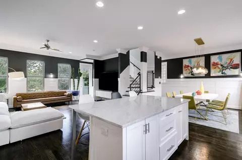 1706 Francis St #B, Houston, TX 77004