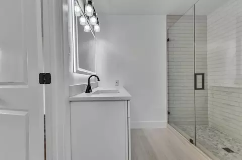 Bath - 23211 Timberbrook Dr, Spring, TX 77373 photo 2 of 2