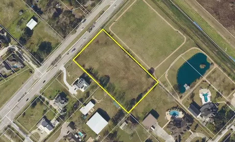 3521 Dixie Farm Rd, Pearland, TX 77581
