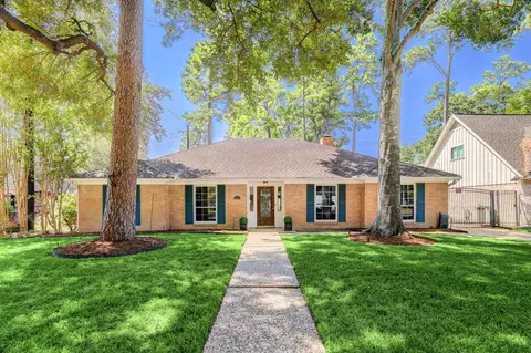 14527 Kellywood Ln, Houston, TX 77079
