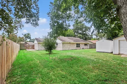 Exterior - 19514 Lockridge Dr, Spring, TX 77373 photo 3 of 3