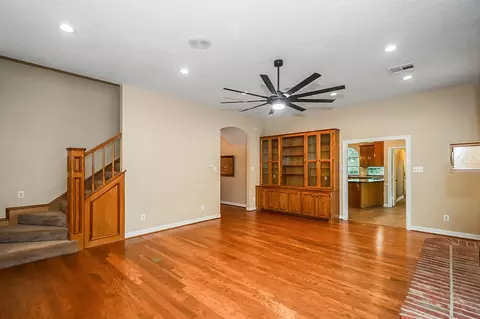 Living - 4200 County Road 502e, Sweeny, TX 77480 photo 4 of 4