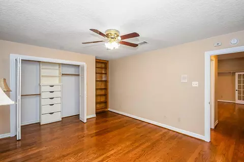 Bedroom - 4200 County Road 502e, Sweeny, TX 77480 photo 2 of 4