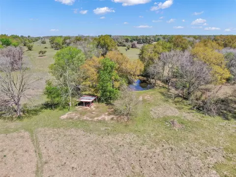 1111 S Hickory Loop, Calvert, TX 77837 photo 10