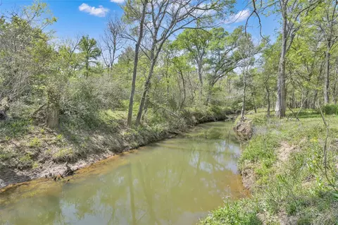 1111 S Hickory Loop, Calvert, TX 77837 photo 12