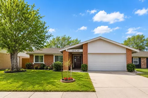 10530 Towne Square Rd, Sugar Land, TX 77498