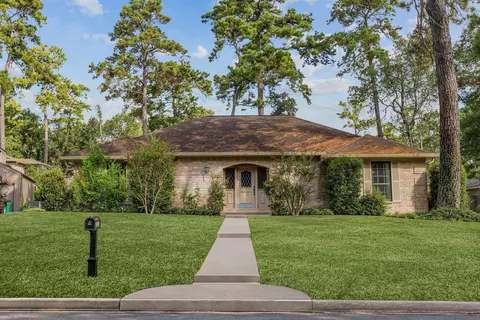 2211 Deer Springs Dr, Houston, TX 77339