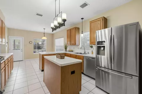 Kitchen - 8403 Northbridge Dr, Spring, TX 77379 photo 2 of 5