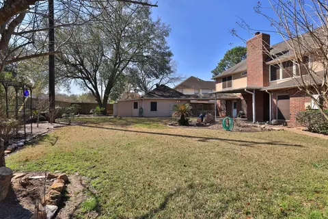 Exterior - 8403 Northbridge Dr, Spring, TX 77379 photo 8 of 10