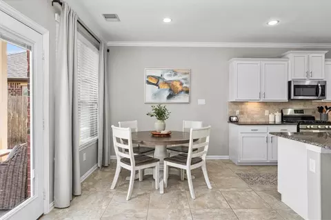 Dining - 3869 Oakmist Bend Ln, Spring, TX 77386 photo 2 of 2