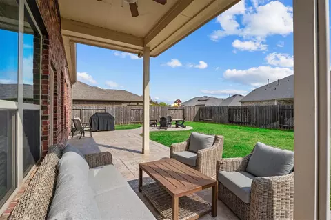 Exterior - 3869 Oakmist Bend Ln, Spring, TX 77386 photo 4 of 5