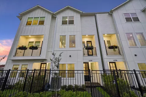 6338 Paddington Bend Dr, Houston, TX 77008