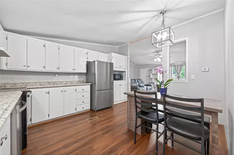Kitchen - 16572 River Ranch Dr, Conroe, TX 77302 photo 3 of 3