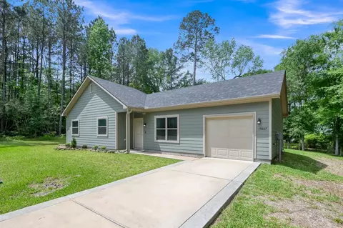 15867 Walnut Dr, Montgomery, TX 77356