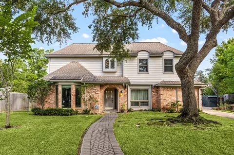 Exterior - 6806 Billingham Ct, Spring, TX 77379 photo 7 of 10